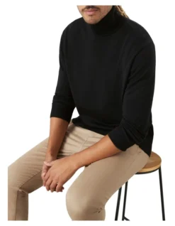 Bakeer Merino Black T-Neck