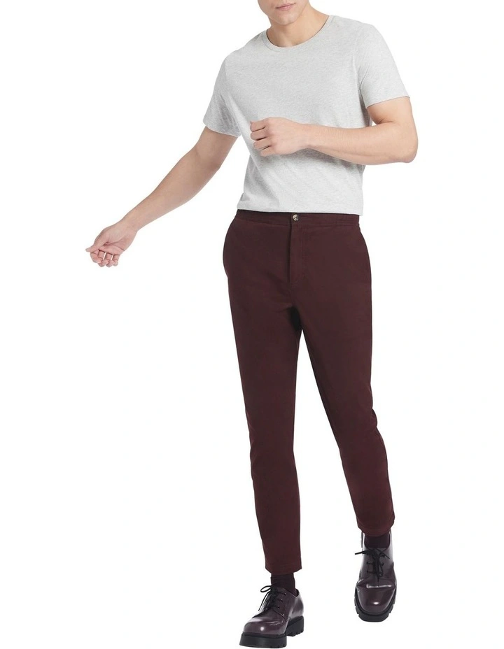 Ronan Tapered Chino In Merlot - Image 2