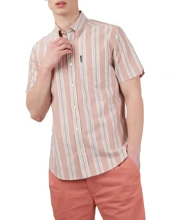 Ben Sherman Block Stripe Short Sleeve Shirt In Dark Pink
